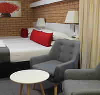 Golden Harvest Motor Inn Moree - Winery Find