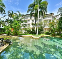 Golden Sands Beachfront Resort - Winery Find
