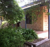 Granmas Cottage - Winery Find