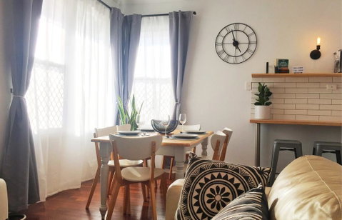 Great Comfort & Style In Central Location - Winery Find 2