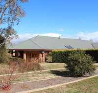 Gundaroo Manor Bed  Breakfast - Winery Find