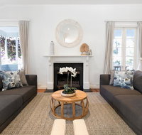 Hamptons Style Family Home 5 Minutes From Beach - Winery Find