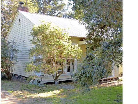 Happy Cozy House For Holidays, Beach, BBQ, Pet Friendly 35kms From CBD In Country Life Style !!! - Winery Find 1