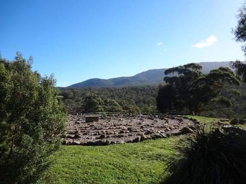 Hawksview At Mafeking - Winery Find 0