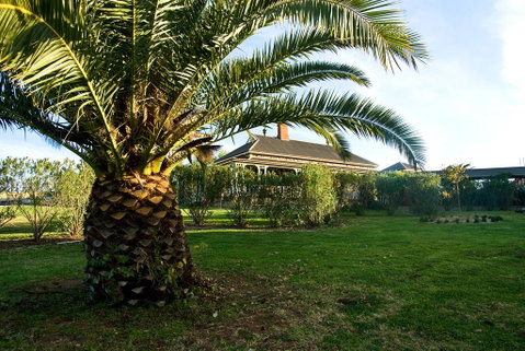 Hermitage Hill Country Retreat - Winery Find 3