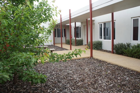Heyfield Railway Hotel - Winery Find 0
