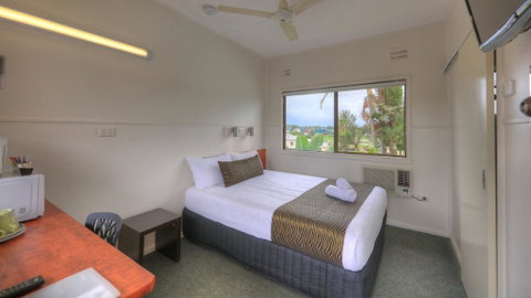 Hi-Way Motel Grafton - Winery Find 2