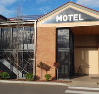 Hogans Motel - Winery Find