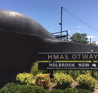 Holbrook Motor Village - Winery Find