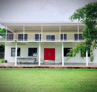 Holiday Rental - Huge House With Beach Views - Winery Find
