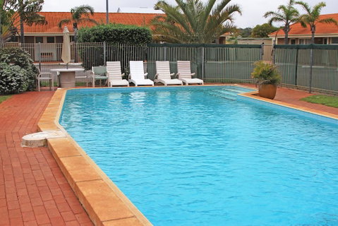 Hospitality Geraldton, SureStay By Best Western - Winery Find 0