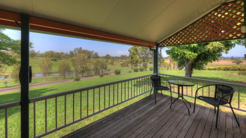 Jacaranda Motor Lodge - Winery Find 2