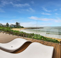 JoeAnne at Blue Bay Absolute Beachfront - Winery Find