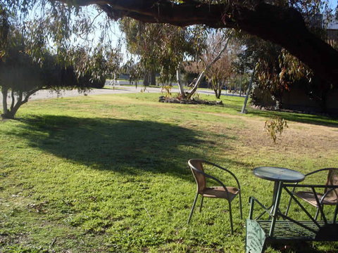 Jolly Swagman Motor Inn Holbrook - Winery Find 1