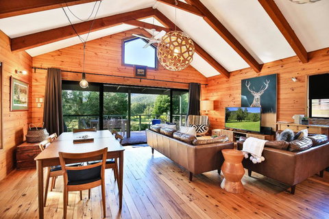Kangaroo Valley Timber Cabin - Winery Find 0