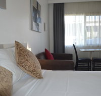 Karinga Motel SureStay Hotel by Best Western - Winery Find