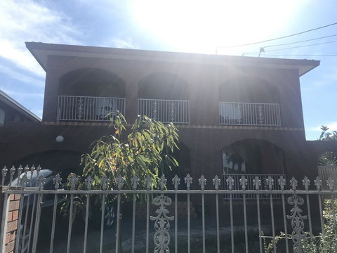 Katie's Antique House - Winery Find 0