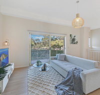 KOZYGURU MARSFIELD WALK TO MACQUARIE UNIVERSITY 3 BEDROOM NMA094 - Winery Find
