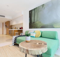 KOZYGURU SKYTOWER BRISBANE CBD 2 BED APT QBN222-1815 - Winery Find