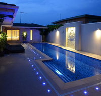 Kraimorie Large family beach house with pool superb water views pool and games room - Winery Find