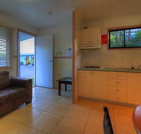 Kurrimine Beach Holiday Park - Winery Find