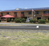 Kurrimine Beach Motel - Winery Find