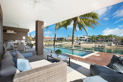 La Luna - Winery Find 3