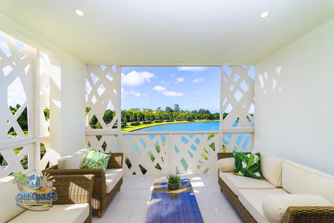 Lake Haven @ The Cove - Winery Find 0