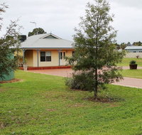 Lake Tyrrell Accommodation - Winery Find