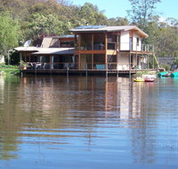 Lakeside Lodge Armidale - Winery Find