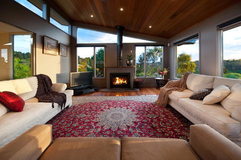 Lakevista - Winery Find 1