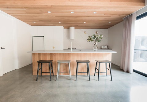 Laneway Apartments - Vesper - Winery Find 2