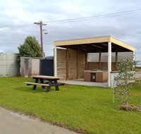 Lang Lang Caravan Park - Winery Find