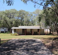 Lazy Days Caravan Park - Winery Find