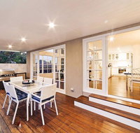Luxurious Hampton Style 3 Bedroom House - Winery Find