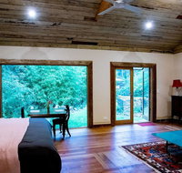 Luxury Forest Retreat - Puffing Billy - Winery Find