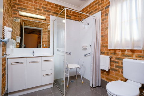 Lydoun Motel - Winery Find 1