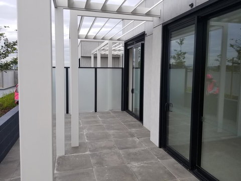 M City Self Contained Apartment - Winery Find 1