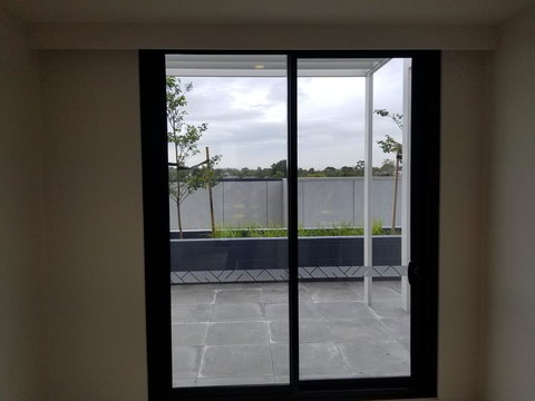 M City Self Contained Apartment - Winery Find 2