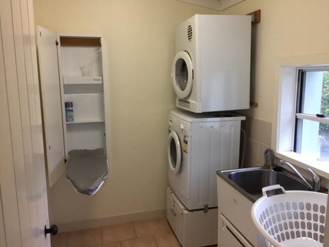 MacDonnell House Naracoorte - Winery Find 3