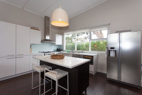 Madeleine Street - Winery Find 2