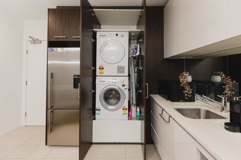 Madison Apartment In CBD - Free Tram And Free Parking - Winery Find 2