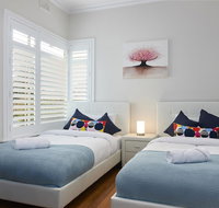 Malvern East  Urban Forest walk to Chadstone Shopping Center close to Monash Univercity - Winery Find