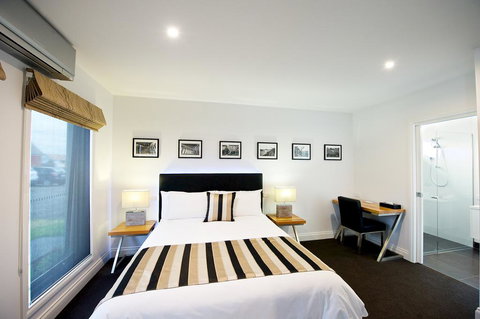 Mansi On Raymond - Winery Find 1