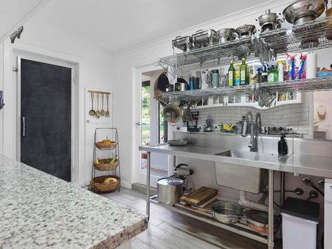 Meerea Country Estate Adjoining Wollombi National Park - Winery Find 1