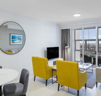 Meriton Suites Bondi Junction - Winery Find