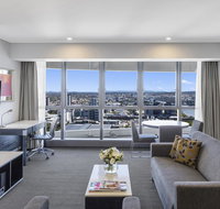 Meriton Suites Herschel Street - Winery Find