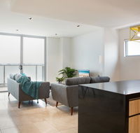 Modern 2 bedroom Apartment in the Heart of Burwood - Winery Find