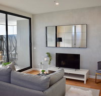 Modern and Elegant Apartment Near The Beach - Winery Find