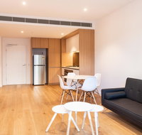 Modern Apartment in Darling Harbour - Winery Find